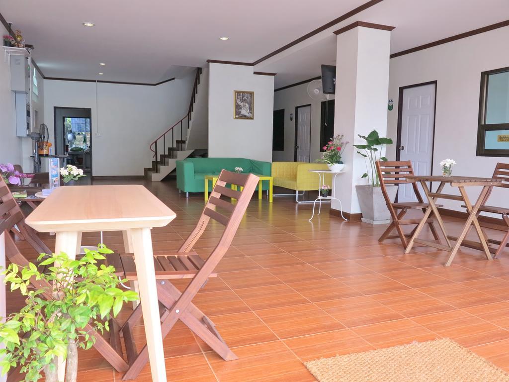 Pro Chill Krabi Guesthouse Екстериор снимка