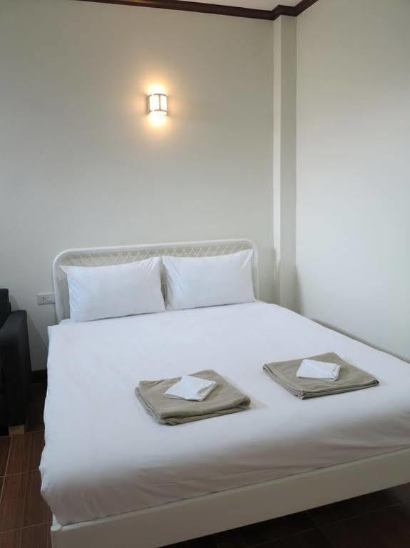 Pro Chill Krabi Guesthouse Екстериор снимка